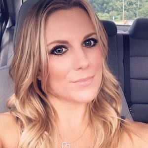 Meet your Posher, Shaina